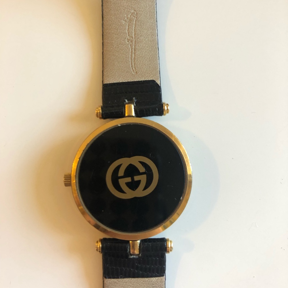 Authentic Gucci Watch - Picture 4 of 7